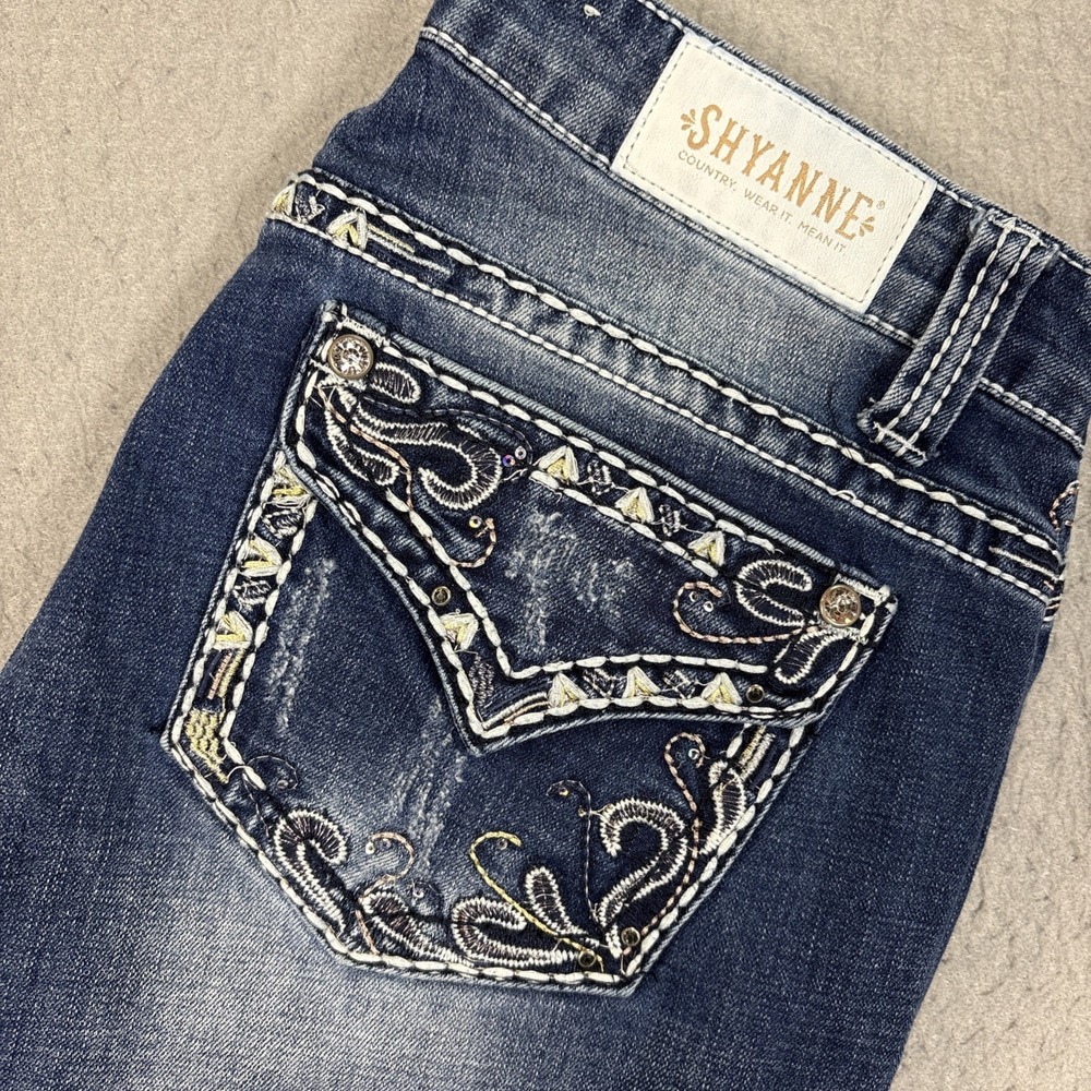 Shyanne Women's Bootcut Jeans, Medium Wash Denim, Beaded Rhinestone 32L (32x34)